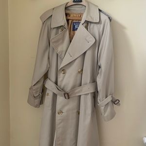 Burberry’s Vintage Men’s Trench Coat